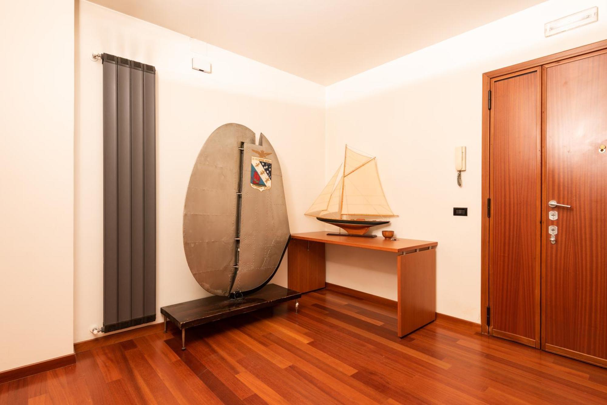 Suite Amendola-Luxury Apartment Бари Екстериор снимка